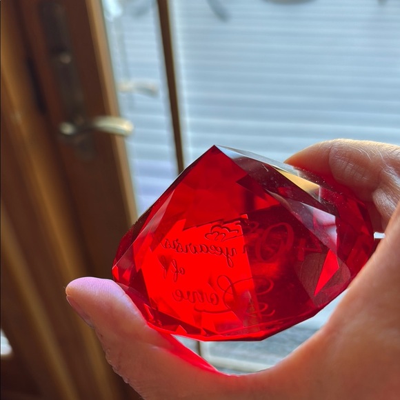 40th Anniversary Red 40 Years of Love Crystal Keepsake - Picture 5 of 10
